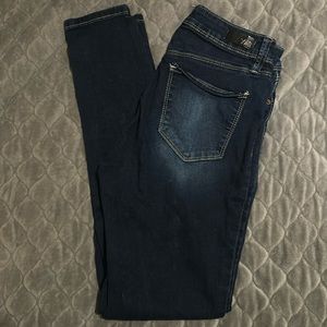 Women’s Skinny Jeans